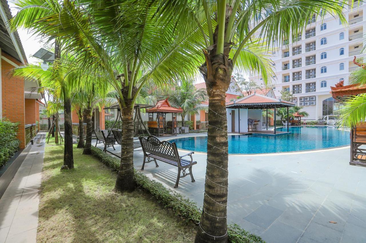 Sea Breeze Hotel & Villa Sihanoukville Exterior photo