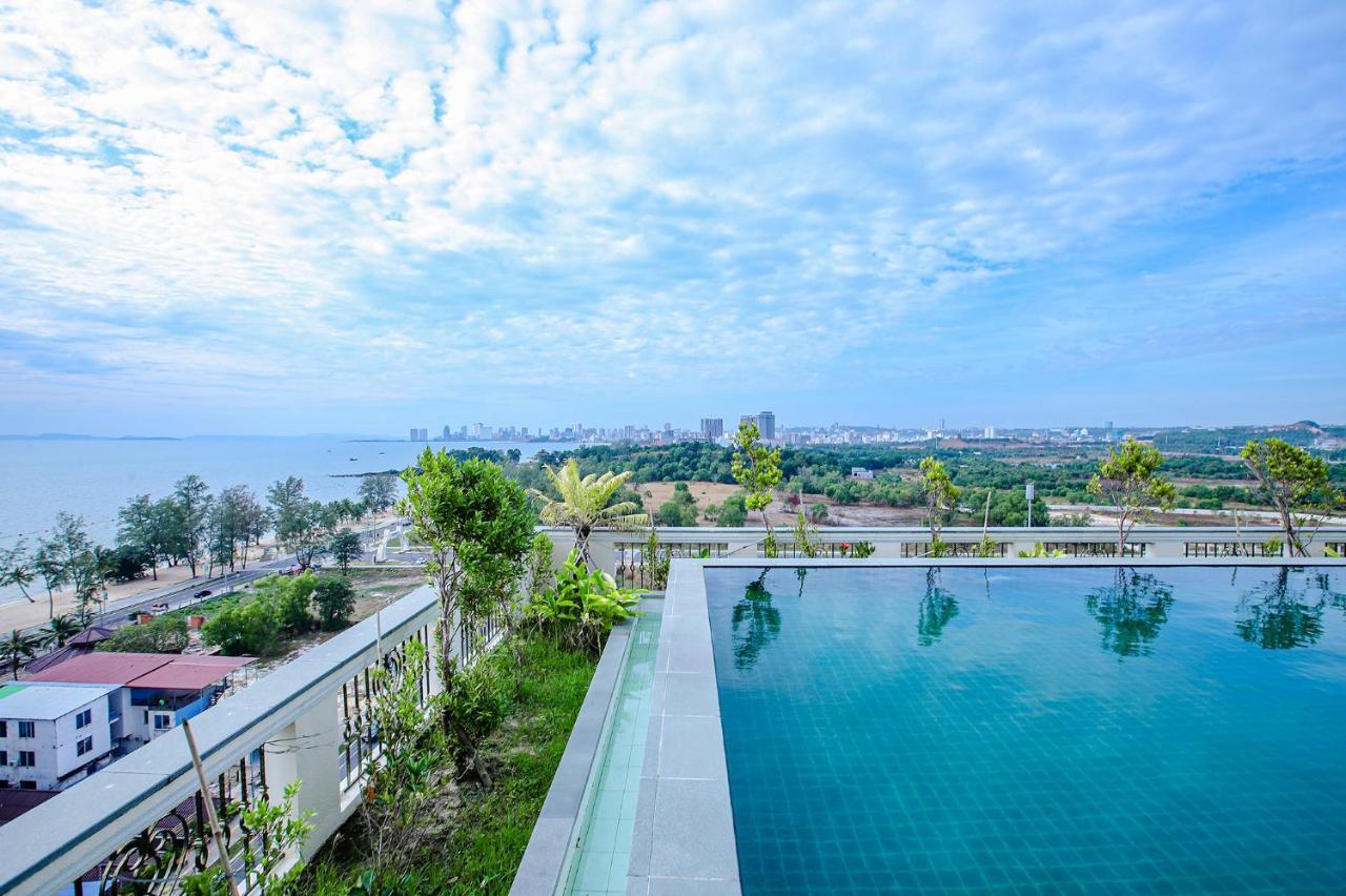 Sea Breeze Hotel & Villa Sihanoukville Exterior photo