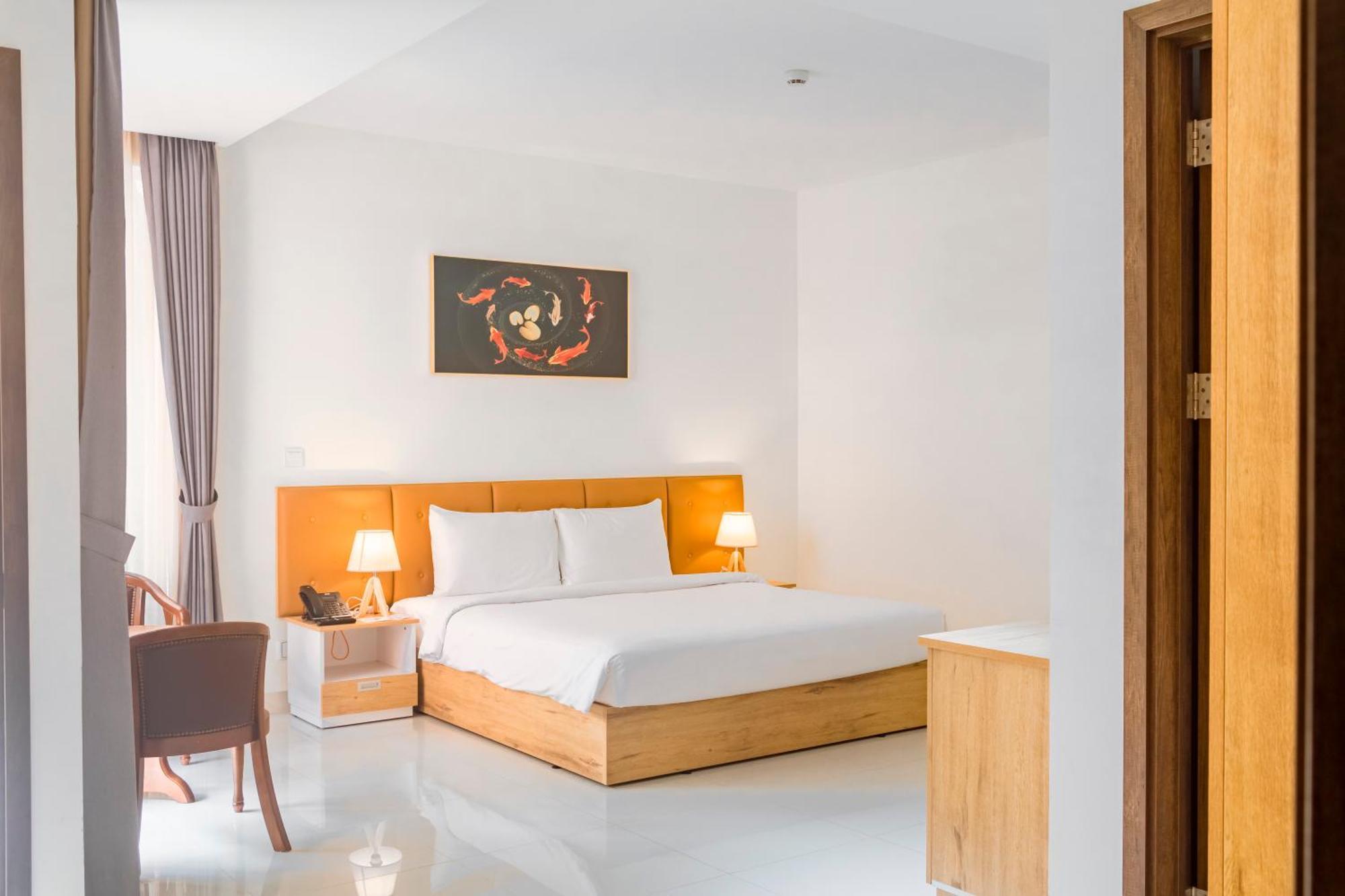 Sea Breeze Hotel & Villa Sihanoukville Exterior photo